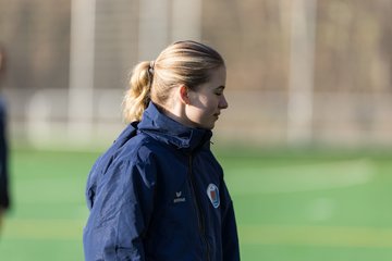 Bild 37 - wBJ VfL Pinneberg2 - Eimsbuttler TV 3 : Ergebnis: 5:0